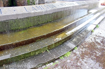 La fontana colabrodo al Sacrario