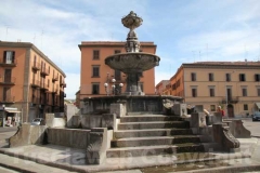 La fontana del Vignola lercia