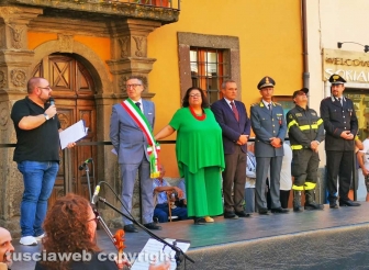 Soriano nel Cimino - La guardia di finanza con le unità cinofile alla manifestazione “Divertiamoci e impariamo dagli uomini in divisa”