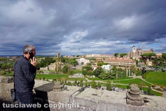 Viterbo - Il loggiato di Palazzo dei papi