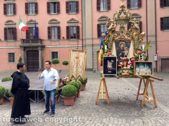La macchina della Madonna Liberatrice - La partenza