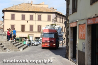 Viterbo - La macchina di Santa Rosa a San Sisto
