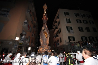 Santa Rosa - La macchina fantastica anche in via Marconi