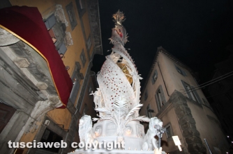 Santa Rosa - La macchina fantastica anche in via Marconi