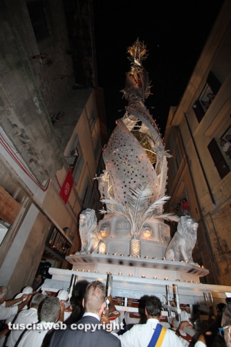 Santa Rosa - La macchina fantastica anche in via Marconi