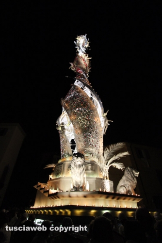 Santa Rosa - La macchina fantastica anche in via Marconi
