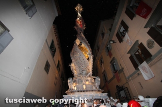 Santa Rosa - La macchina fantastica anche in via Marconi