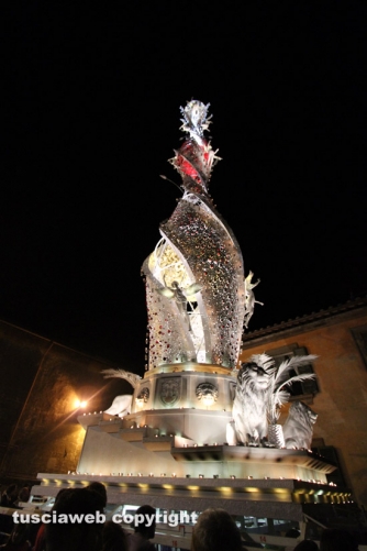 Santa Rosa - La macchina fantastica anche in via Marconi