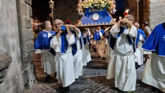 Viterbo - La Madonna del Carmelo torna a sfilare