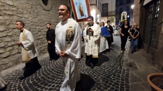 Viterbo - La Madonna del Carmelo torna a sfilare