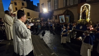 Viterbo - La Madonna del Carmelo torna a sfilare