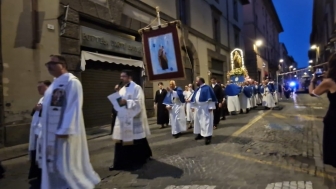 Viterbo - La Madonna del Carmelo torna a sfilare