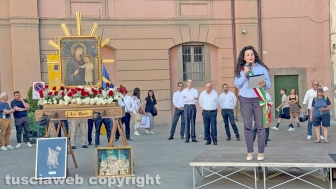 Viterbo - Il trasporto dell'immagine della Madonna Liberatrice con un baldacchino