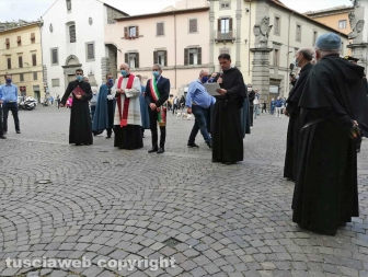 Viterbo - La processione della Madonna Liberatrice durante il Coronavirus