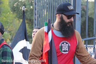 La manifestazione di Casapound a prato giardino