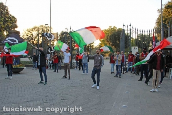 La manifestazione di Casapound a prato giardino