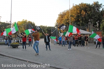 La manifestazione di Casapound a prato giardino