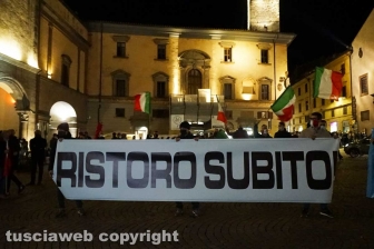 La manifestazione in piazza