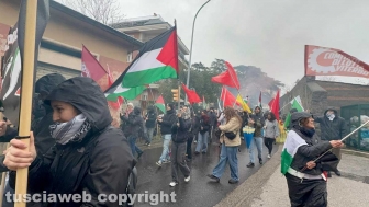 Viterbo - La manifestazione pro Palestina e contro il 41 bis