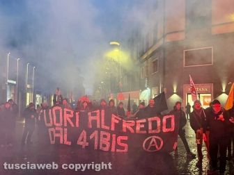 Viterbo - La manifestazione pro Palestina e contro il 41 bis