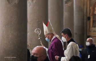 La messa al Duomo per i 750 anni del Conclave