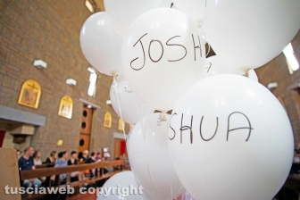 L'omaggio dell'Orioli a Joshua