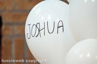 L'omaggio dell'Orioli a Joshua