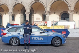 Motori - La Mille miglia a Viterbo - La polizia