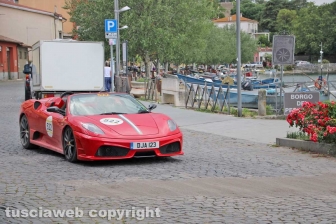 Marta - La Mille miglia sfreccia sul lago di Bolsena
