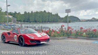 Marta - La Mille miglia sfreccia sul lago di Bolsena