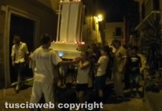 La minimacchina multietnica a san Faustino