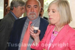 Pausa caffè per la ministra Giannini