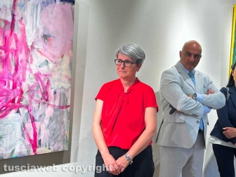 Viterbo - Unitus - La mostra "Artisti in opera" - La docente Paola Pogliani