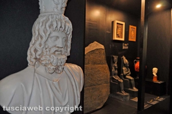 La mostra di Tutankhamon a piazza Fontana grande