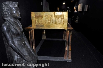 La mostra di Tutankhamon a piazza Fontana grande