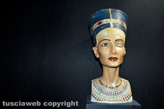 La mostra di Tutankhamon a piazza Fontana grande