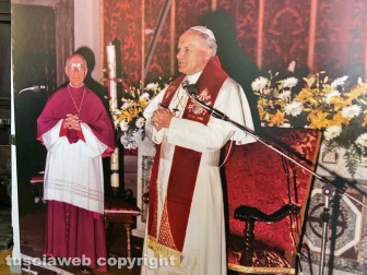 La mostra sulla visita di Giovanni Paolo II