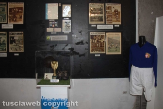 Viterbo - La mostra "Un secolo d'Azzurro"