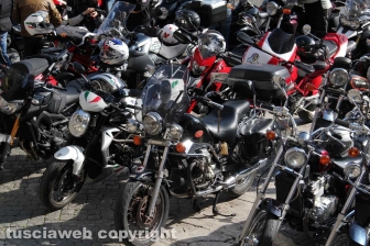 La Motobenedizione in piazza san Lorenzo