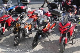 La Motobenedizione in piazza san Lorenzo