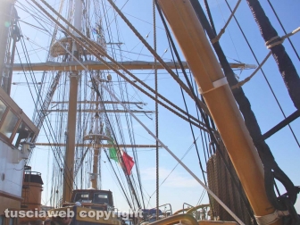 La nave Amerigo Vespucci a Civitavecchia