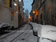 La neve imbianca Viterbo