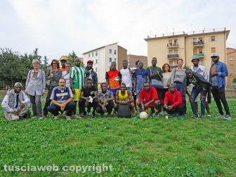 La partita di calcio al quartiere Pilastro