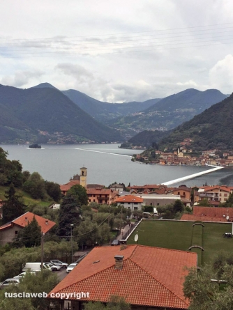 La passerella sul lago d\'Iseo