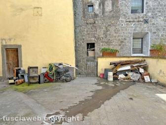 Viterbo - La pattumiera di palazzo di Vico