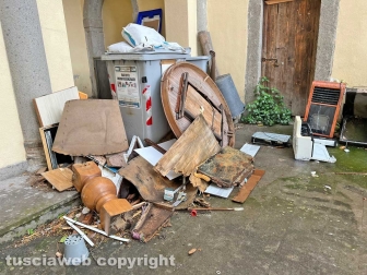 La pattumiera di palazzo di Vico