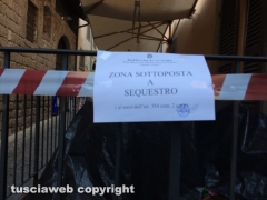 Viterbo - La pedana del ristorante andata a fuoco
