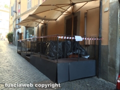 Viterbo - La pedana del ristorante andata a fuoco