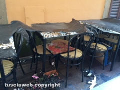 Viterbo - La pedana del ristorante andata a fuoco