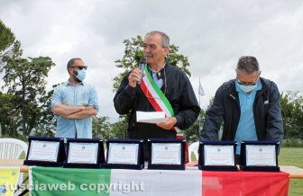 La premiazione dei volontari della zona rossa